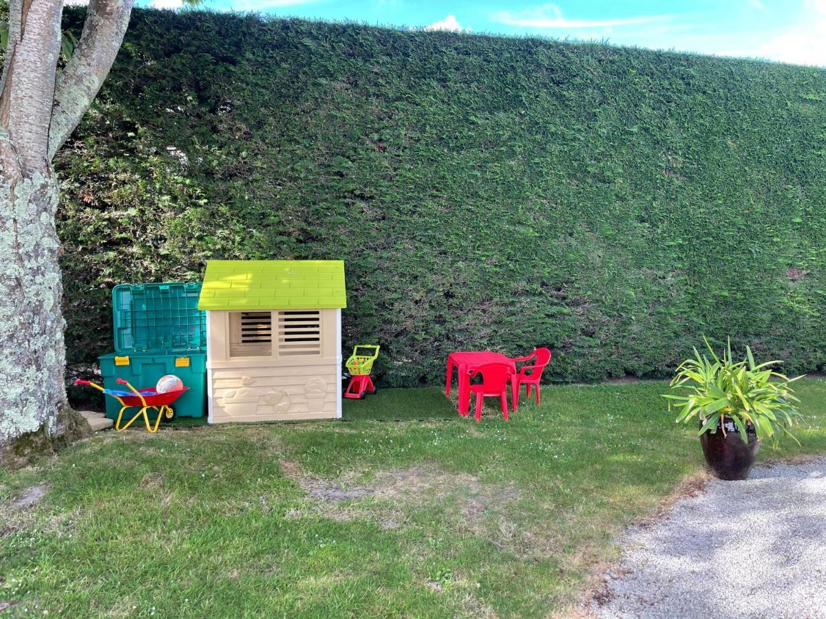 "La Revillaise" Proche Mer, Grand Jardin Clos, 2 A 5 Personnes-Adultes-Enfants- Réville Exterior photo