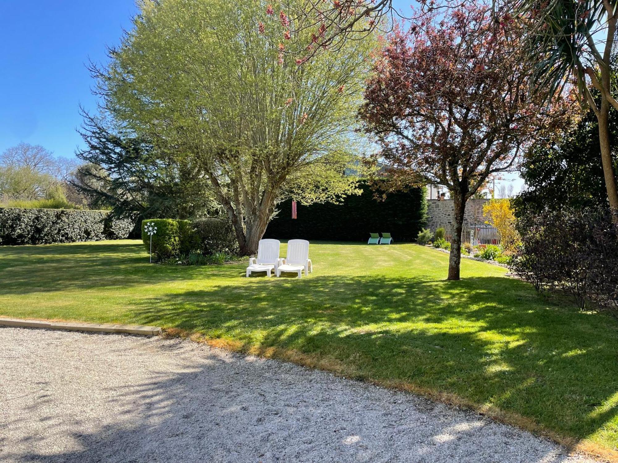 "La Revillaise" Proche Mer, Grand Jardin Clos, 2 A 5 Personnes-Adultes-Enfants- Réville Exterior photo